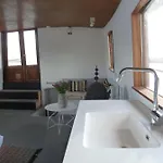 Отель Bed In Boat Амстердам