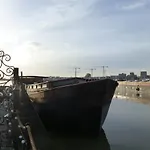 Отель Bed In Boat Амстердам