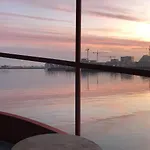 Отель Bed In Boat *
