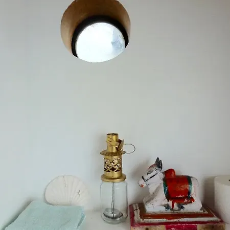לינה וארוחת בוקר Bed In Boat *