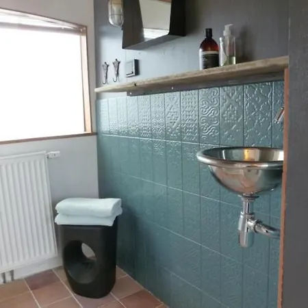 Bed In Boat ホテル