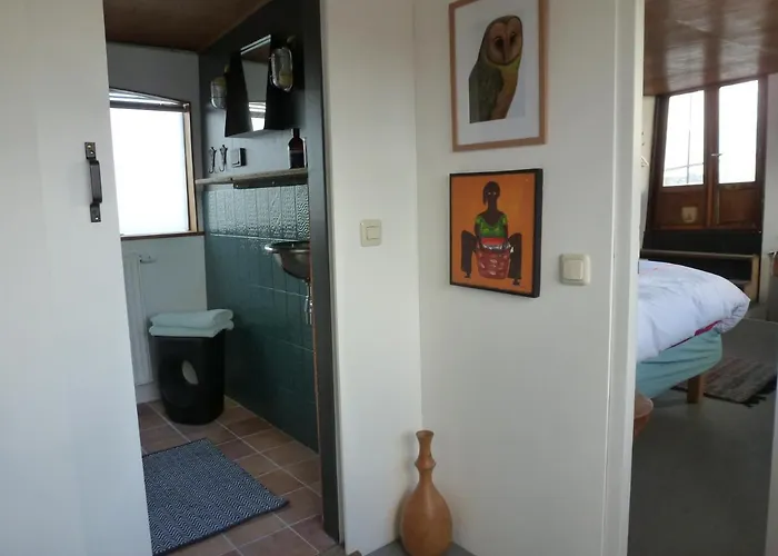 Bed In Boat * Amsterdam