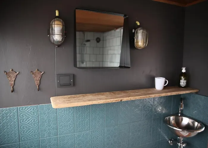 Bed In Boat Hotel Amsterdam